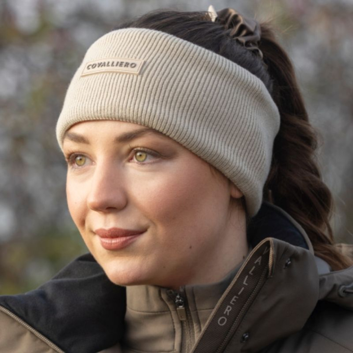 Pannband Knitted Fleece Beige  i gruppen Ridkläder / Accessoarer hos Horseonline AB (3233048BE-Onesize)