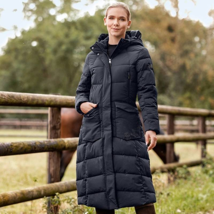 Ridkappa Saphira Advanced Marinblå i gruppen Ridkläder / Jackor / Ridkappor hos Horseonline AB (3262125LNA_r)