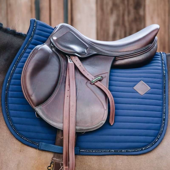 Allroundschabrak Pearls Marinblå i gruppen Hästutrustning / Schabrak / Allround-, hoppschabrak hos Horseonline AB (42571Ma_r)