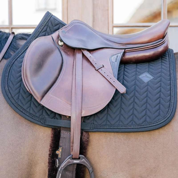 Schabrak Metal Chain Svart i gruppen Hästutrustning / Schabrak / Allround-, hoppschabrak hos Horseonline AB (4272101SJBA_r)