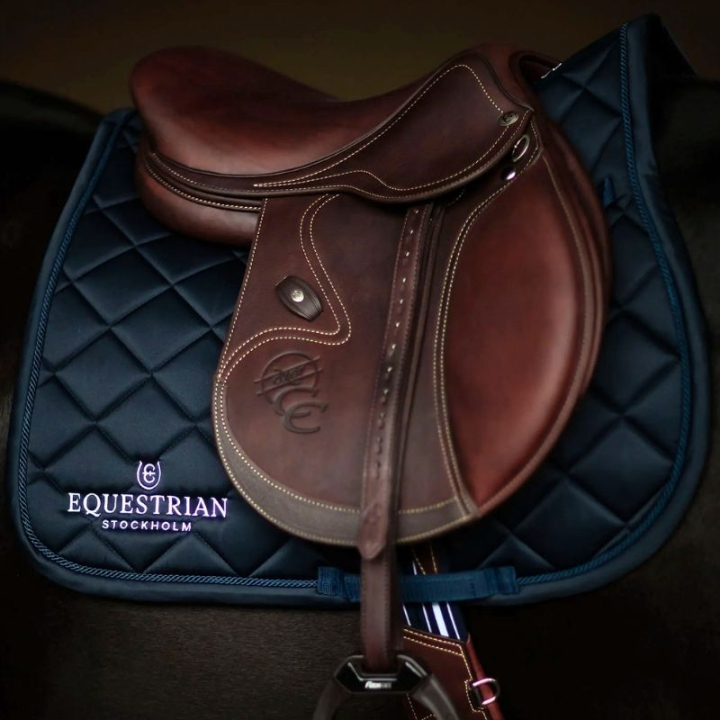 Schabrak ES Line Midnight Blue i gruppen Hästutrustning / Schabrak / Allround-, hoppschabrak hos Horseonline AB (734020644104NA_r)