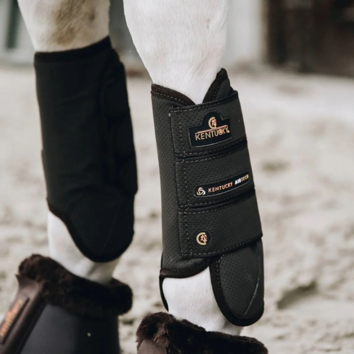 Benskydd Eventing Air Tech Front Brun i gruppen Hästutrustning / Benskydd & Benlindor / Senskydd hos Horseonline AB (8420205FBR_r)