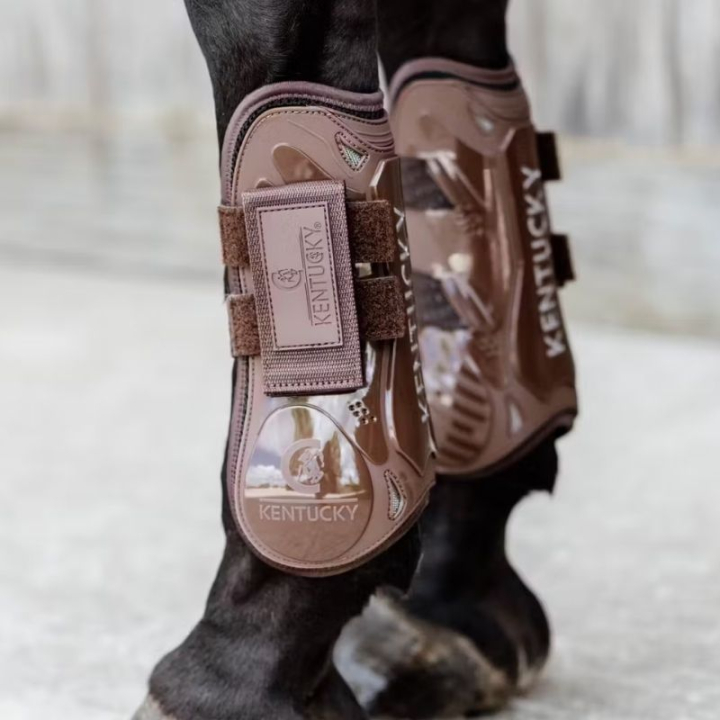 Senskydd Velcro Brun i gruppen Hästutrustning / Benskydd & Benlindor / Senskydd hos Horseonline AB (8810305MBR_r)
