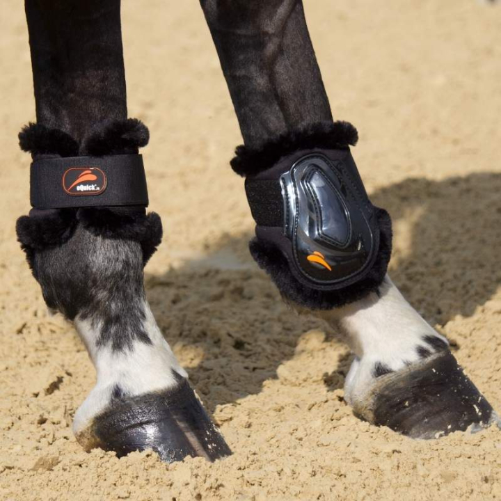 Strykkappor eAirshock Legend Velcro Fluffy Svart i gruppen Hästutrustning / Benskydd & Benlindor / Bakbensskydd hos Horseonline AB (EAIRLGNDRLNASVBA_r)