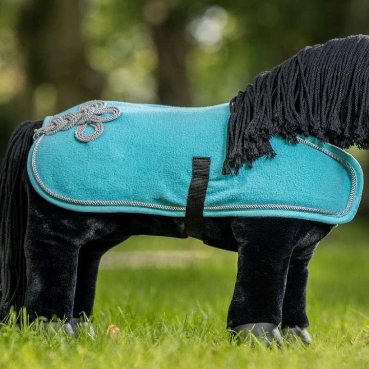 Fleecetäcke Toy Pony Turkos i gruppen Käpphästar & Leksakshästar / Utrustning till Leksakshäst hos Horseonline AB (IT020910TU)