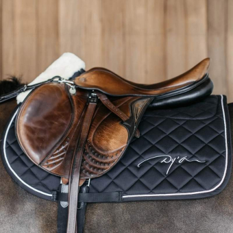 Schabrak Skin Friendly Vegan Sheepskin Svart