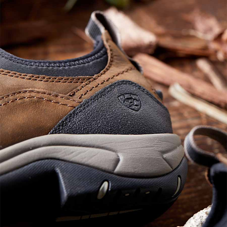 Stallskor Terrain Ease H2O Brun