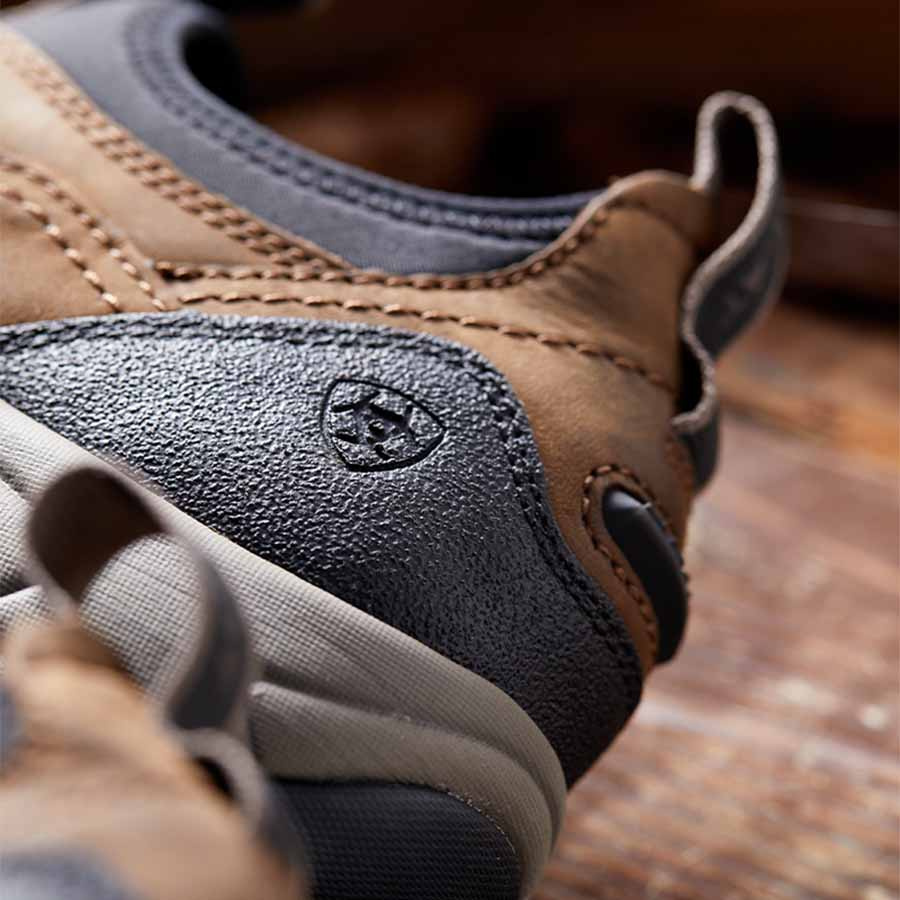 Stallskor Terrain Ease H2O Brun