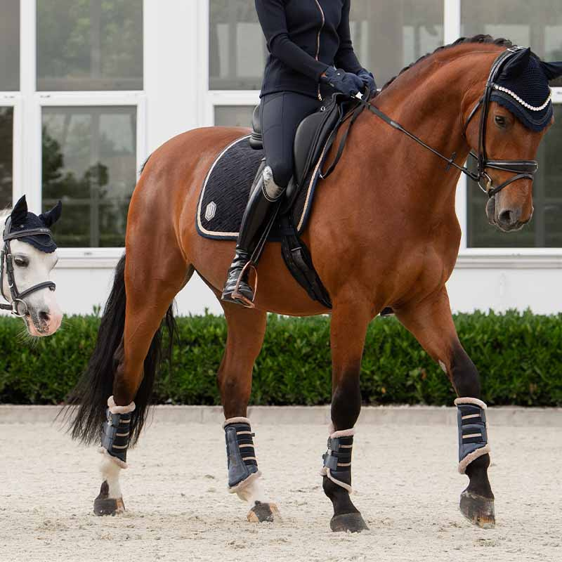 Dressyrschabrak Velvet Emblem Heritage Marinblå