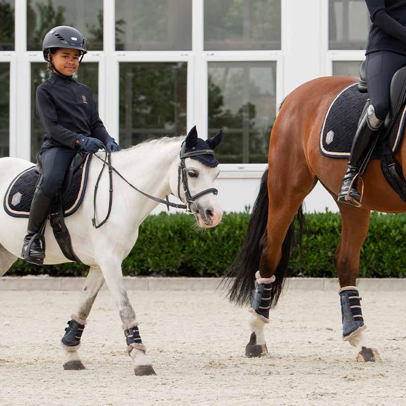 Dressyrschabrak Velvet Emblem Heritage Marinblå