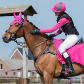 Anatomisk Magplatta Luxury Stitching Svart Anatomisk Magplatta Luxury Stitching Svart