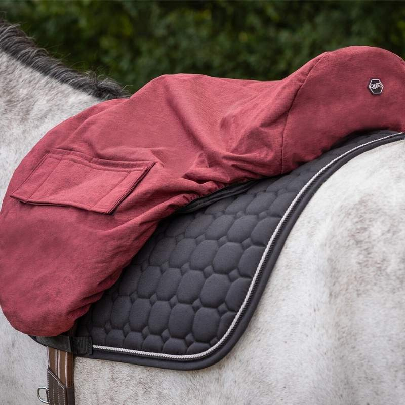 Sadelöverdrag Water Repellent Vinröd