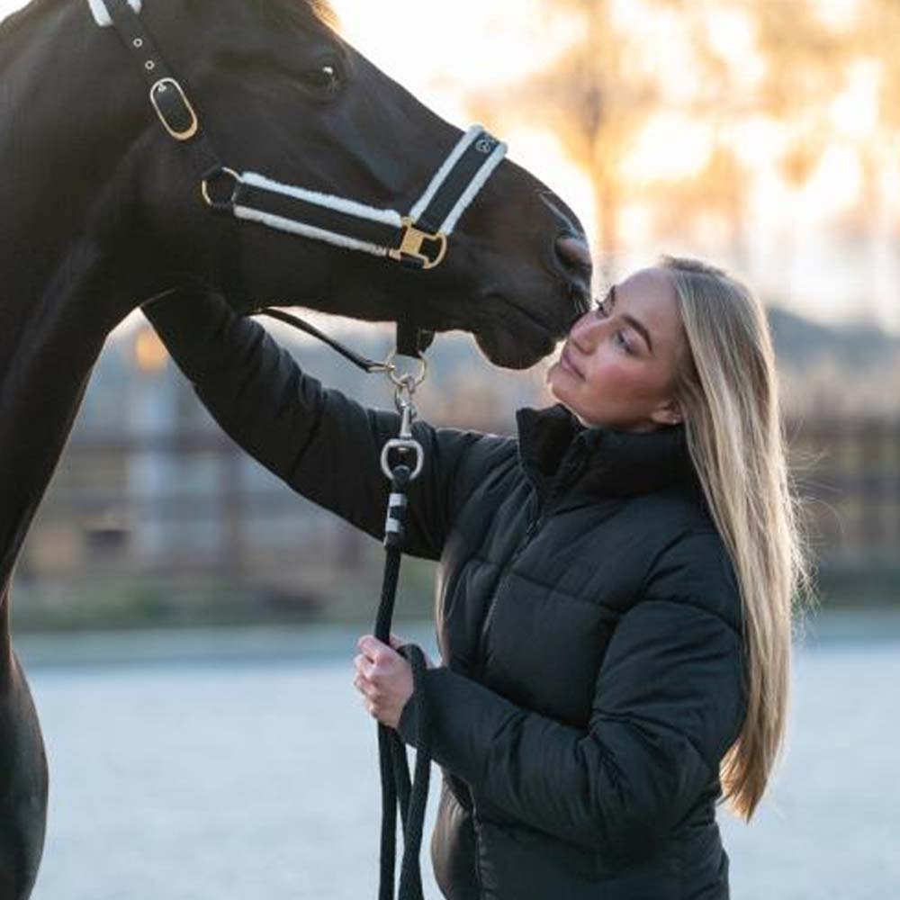 Ridjacka Bella Puffer Svart