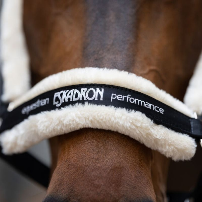 Grimma Fauxfur Double Pin Svart