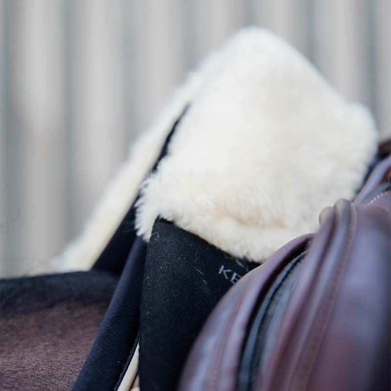 Sadelpad Sheepskin Impact Equalizer Svart