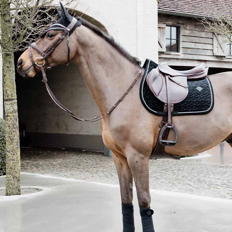 Huva Wellington Basic Velvet Svart