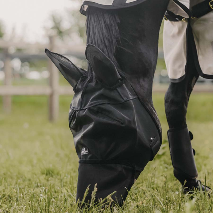 Flughuva Classic med Öron och Nos Svart