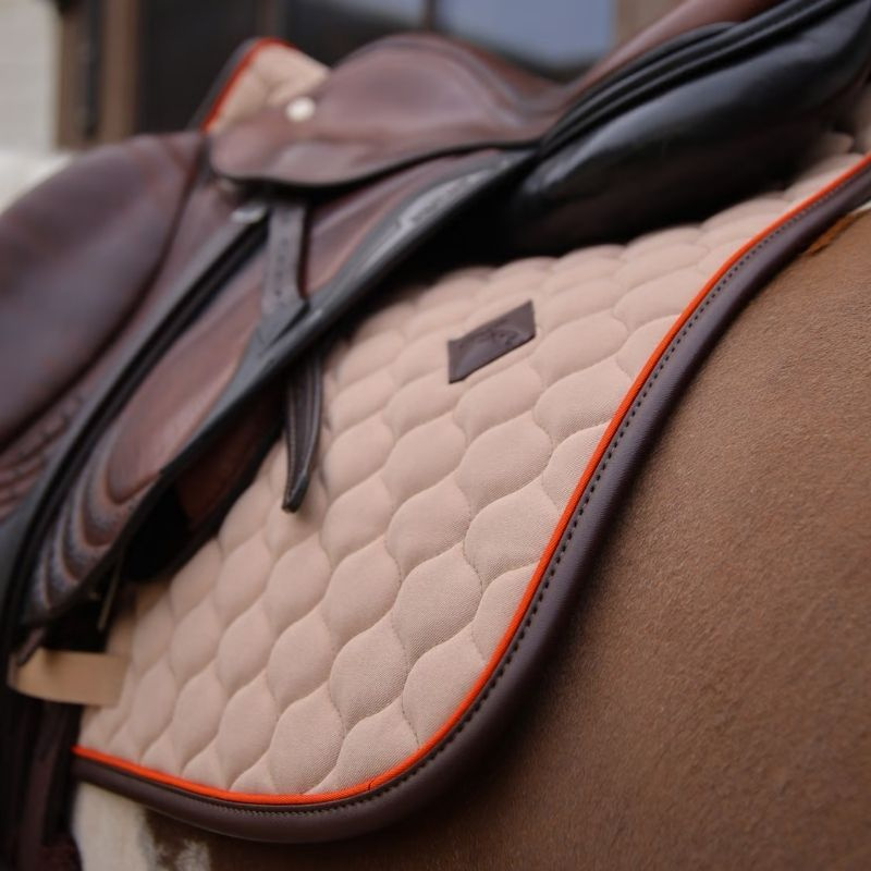 Schabrak Onion Quilt Leather Beige