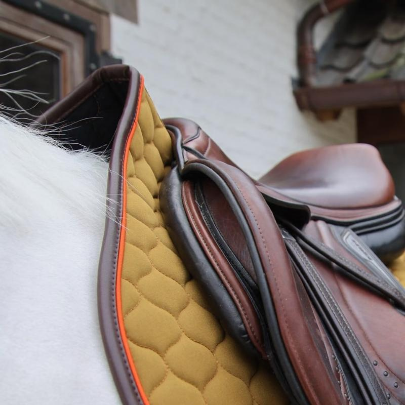 Schabrak Onion Quilt Leather Khaki