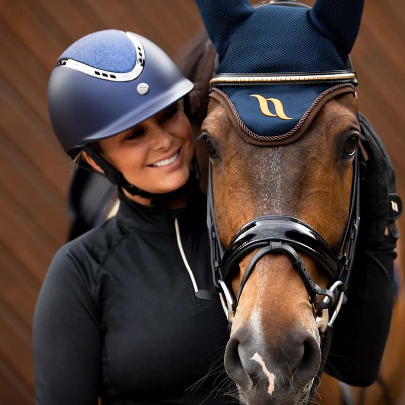 Ridhjälm EQ3 Pardus med Skruv Smooth Top Glitter Marinblå Sand