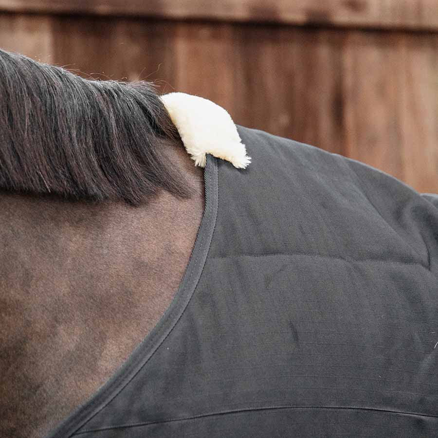 Stalltäcke Classic 200g Svart