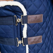 Bogbreddare Quilted with Vegan Sheepskin Marinblå Bogbreddare Quilted with Vegan Sheepskin Marinblå