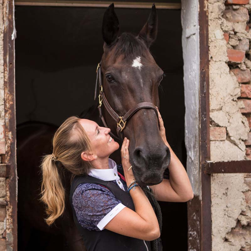 Ryggskydd Ballistic Flex Fit Slim Svart/Vinröd