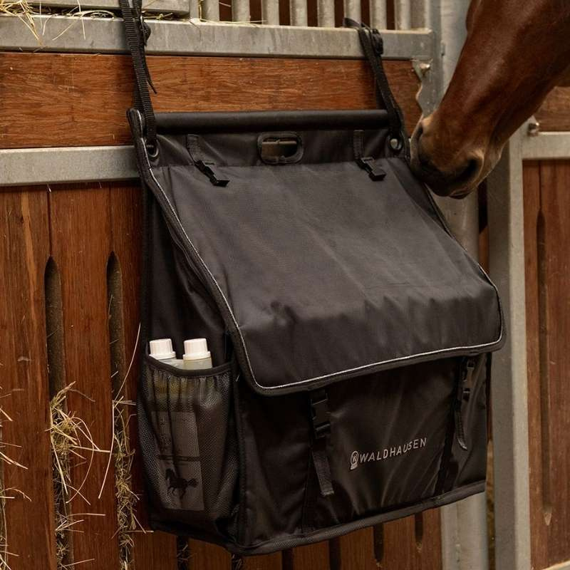 Stallväska EquiEssential Large Svart