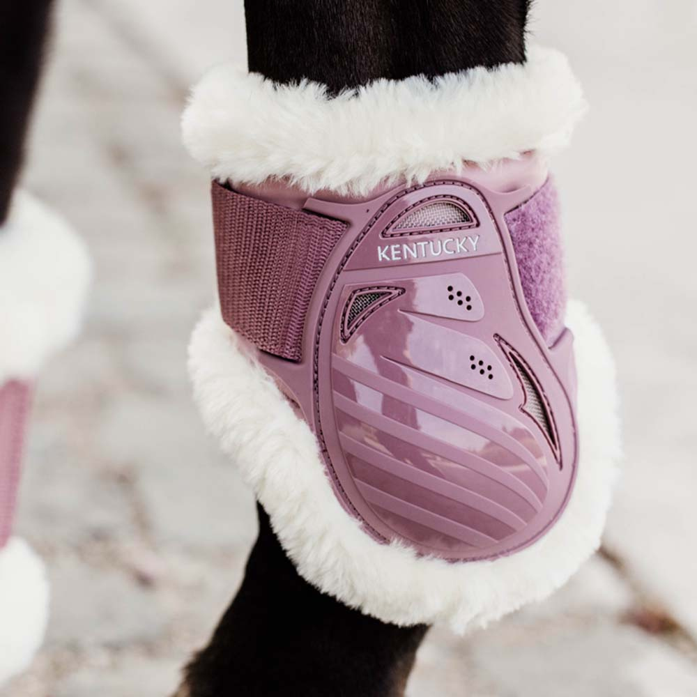 Strykkappor Young Vegan Sheepskin Gammelrosa