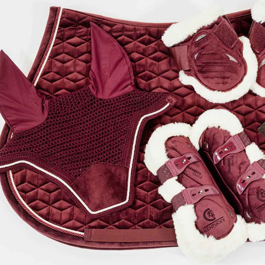 Strykkappor Young Vegan Sheepskin Velvet Vinröd