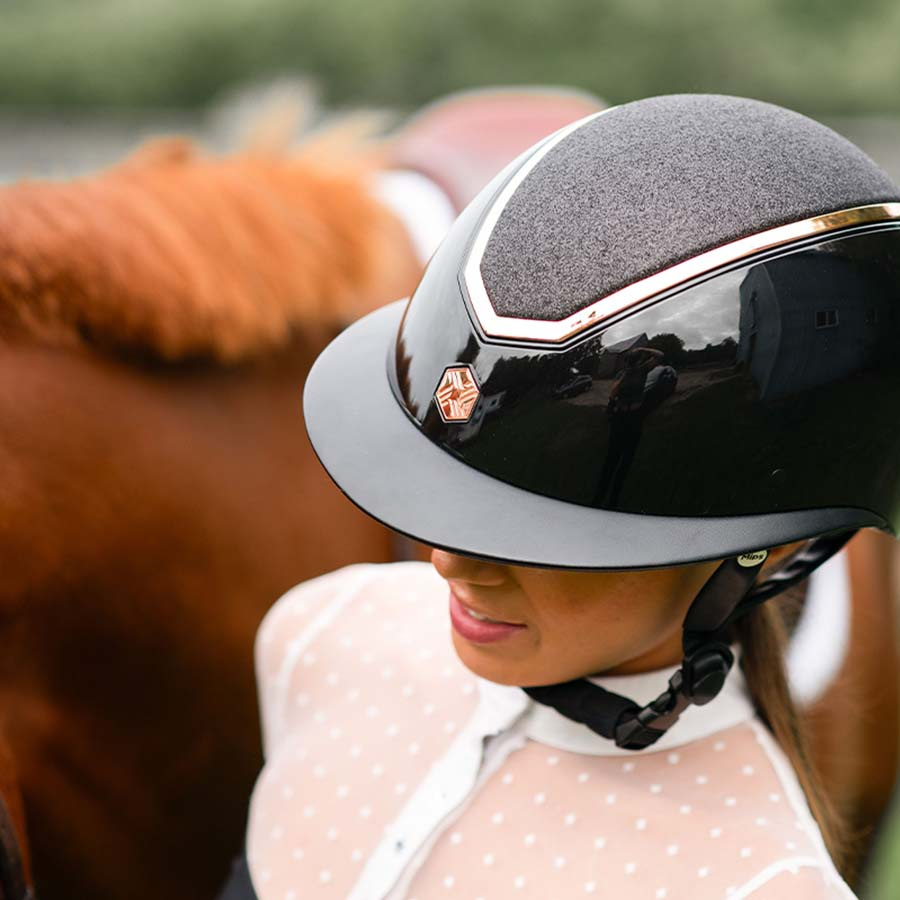 Ridhjälm MIPS Kylo Gloss Glitter Solskärm Svart/Roséguld