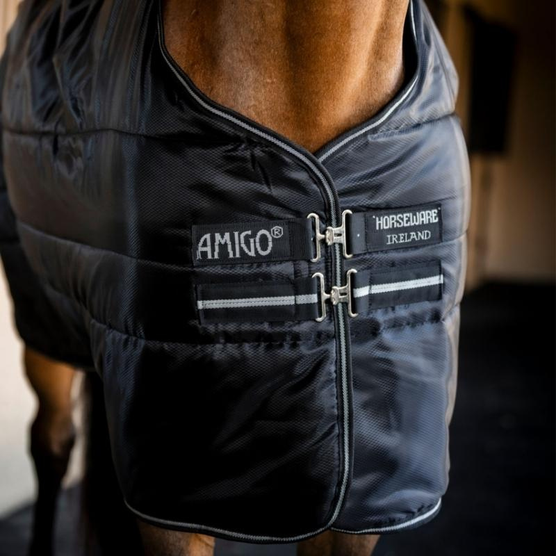 Stalltäcke Amigo Ripstop Insulator 210D 50g Svart/Svart/Silver
