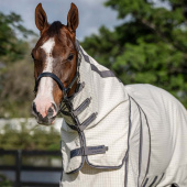 Sommartäcke Rambo Optimo Supreme Summer Plus Vit/Marinblå/Grå Sommartäcke Rambo Optimo Supreme Summer Plus Vit/Marinblå/Grå