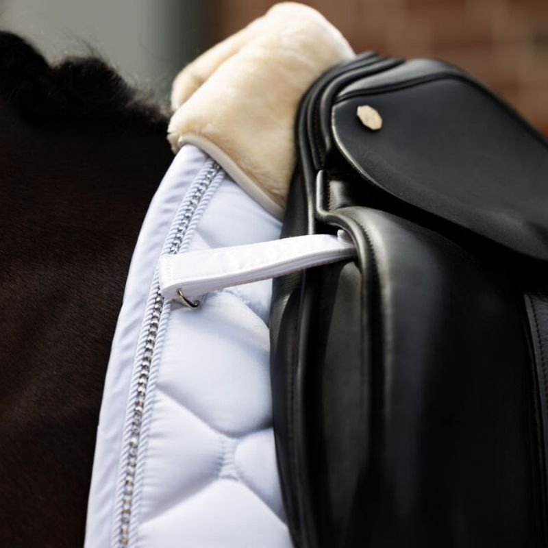 Dressyrschabrak Satin Crystal Vit