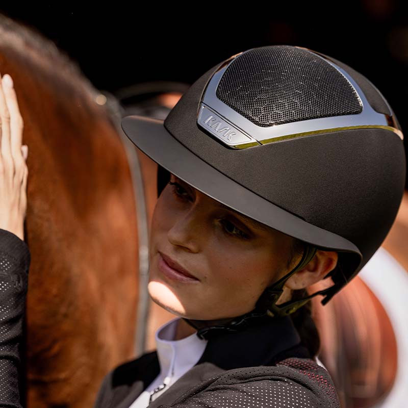 Ridhjälm Star Lady Chrome Svart/Silver