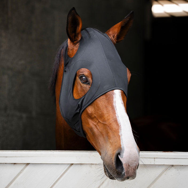 Stresshuva Ionic Svart